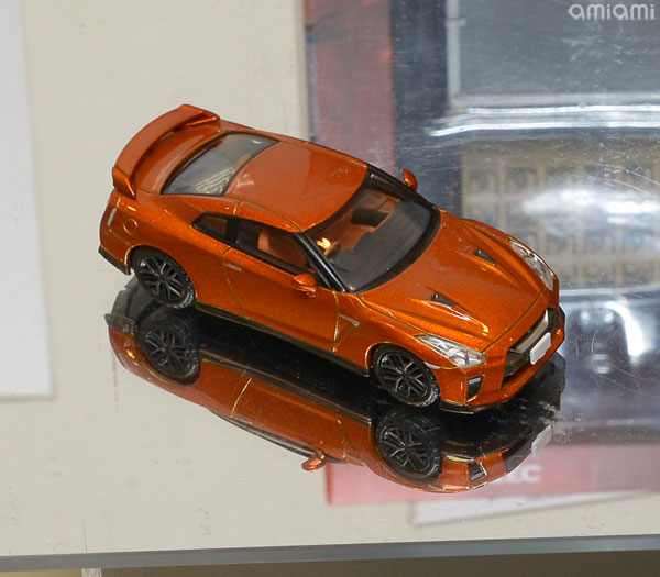 Xe ô tô mô hình Tomica Nissan GT-R - tỷ lệ 1/61